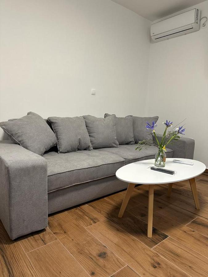 Donji Zemunik Guest House Ivan מראה חיצוני תמונה