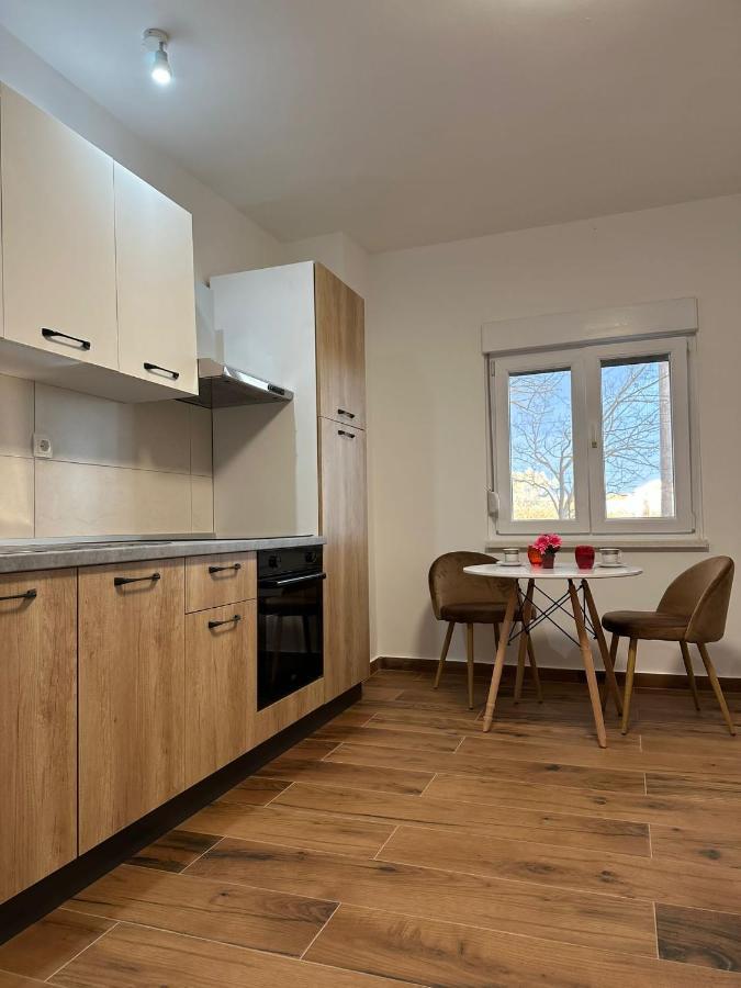Donji Zemunik Guest House Ivan מראה חיצוני תמונה