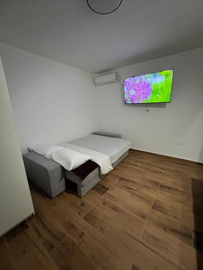 Donji Zemunik Guest House Ivan מראה חיצוני תמונה